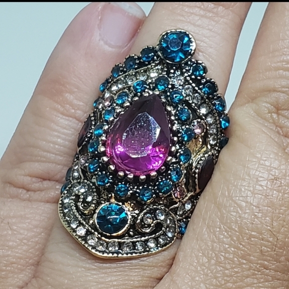 boho chic Jewelry - Statement Ring sz 7